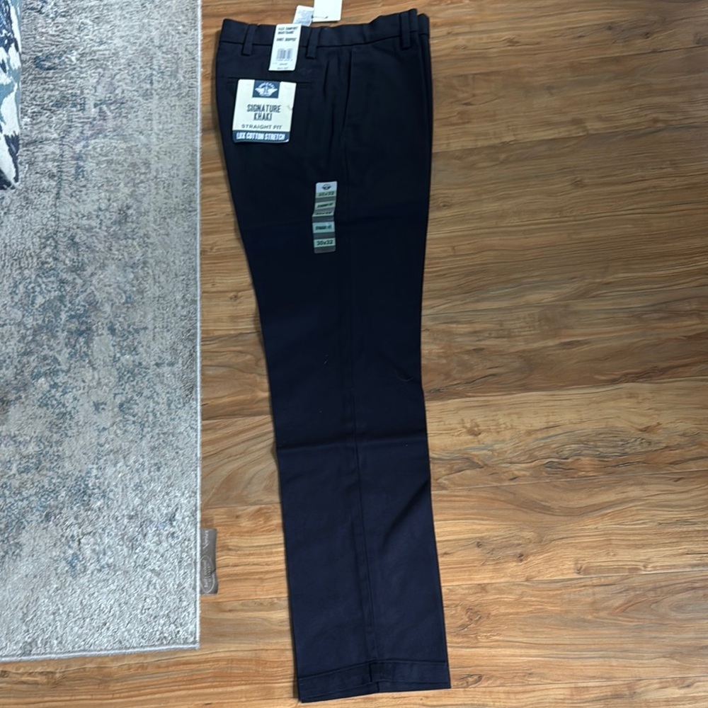 Dockers Black Chinos Tailored Fit